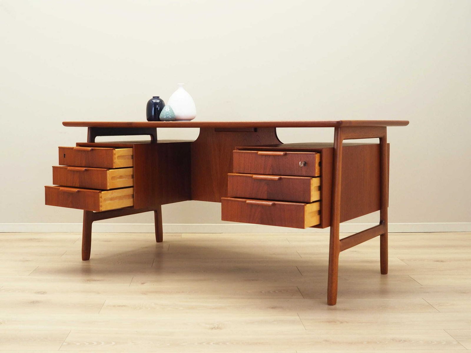 Teak Desk, Danish Design, 1970s, Manufacture: Omann Jun photo Furniture