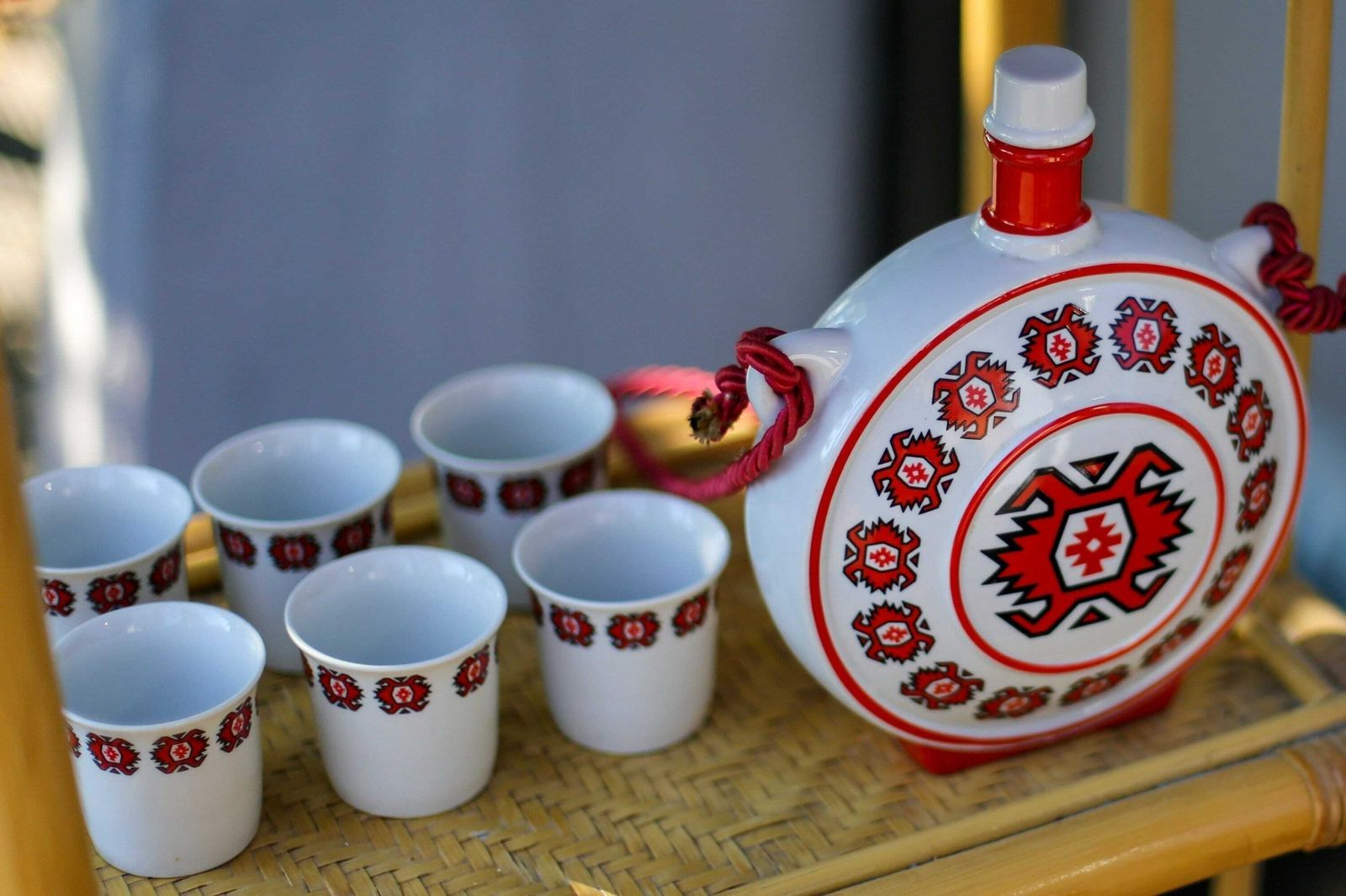 Vintage Fp Zajecar Yugoslavia Ceramic Decanter Set / Vintage Pottery Liquor Decanter Flask Set / 6 Shot Glasses / 70s / Made In Yugoslavia photo buy