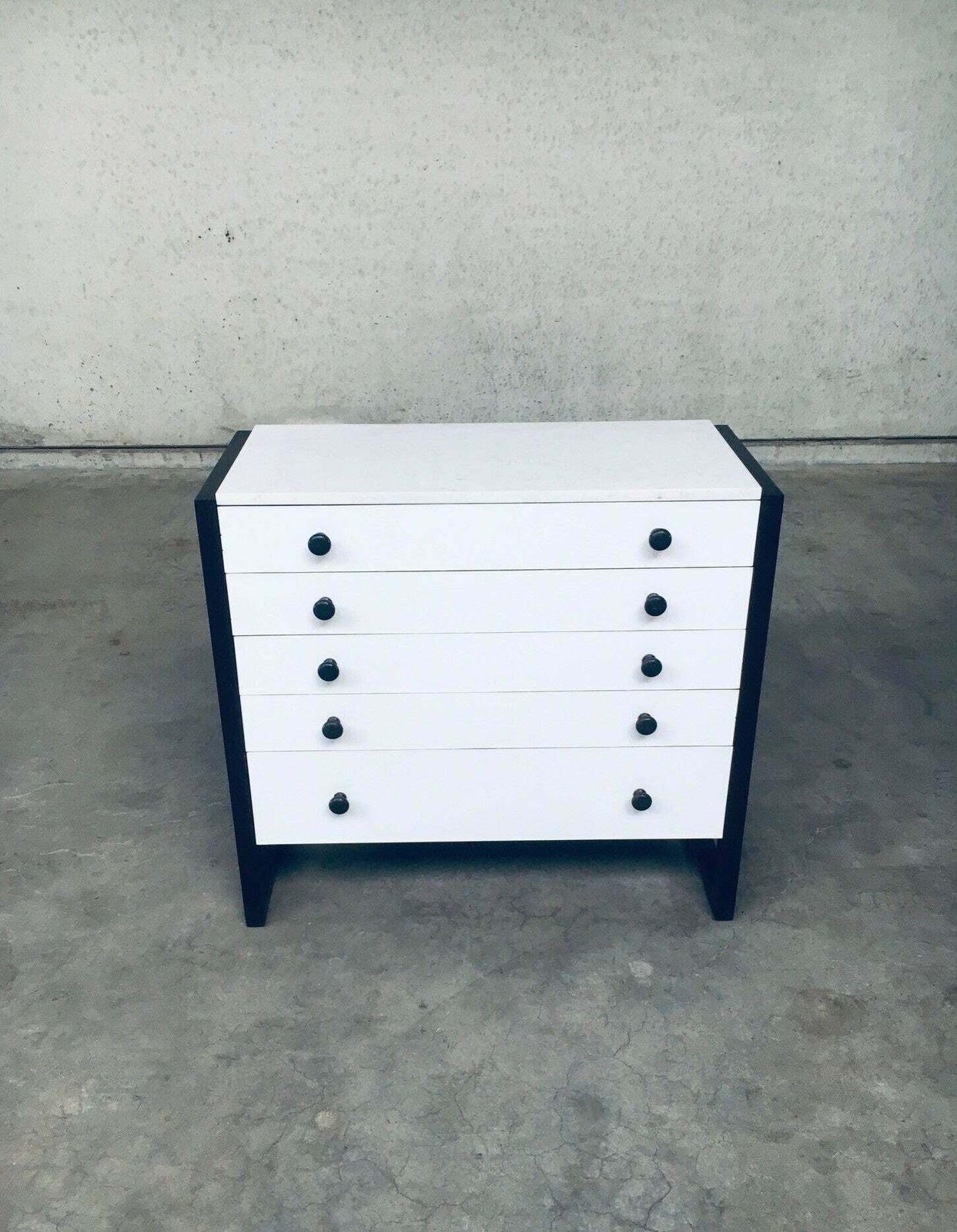 photo for sale Mid Century Modern Ladekast, België, Ca. Jaren 1960