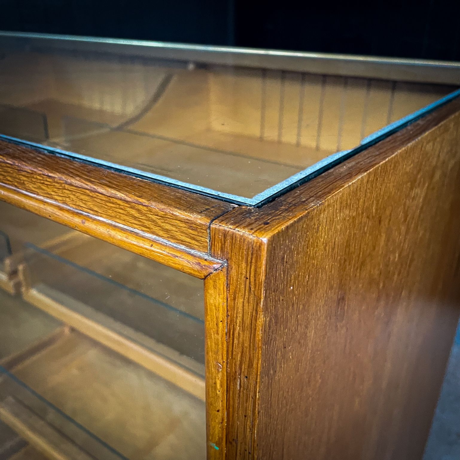 Mid Century Counter – 1950s, Germany photo vintage