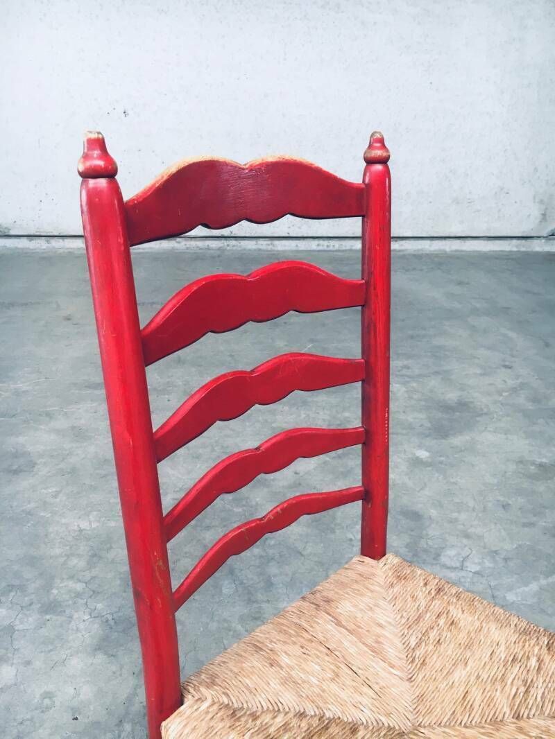 photo vintage 1930's Rustic Red High Ladder Back Wood & Rush Chair Set