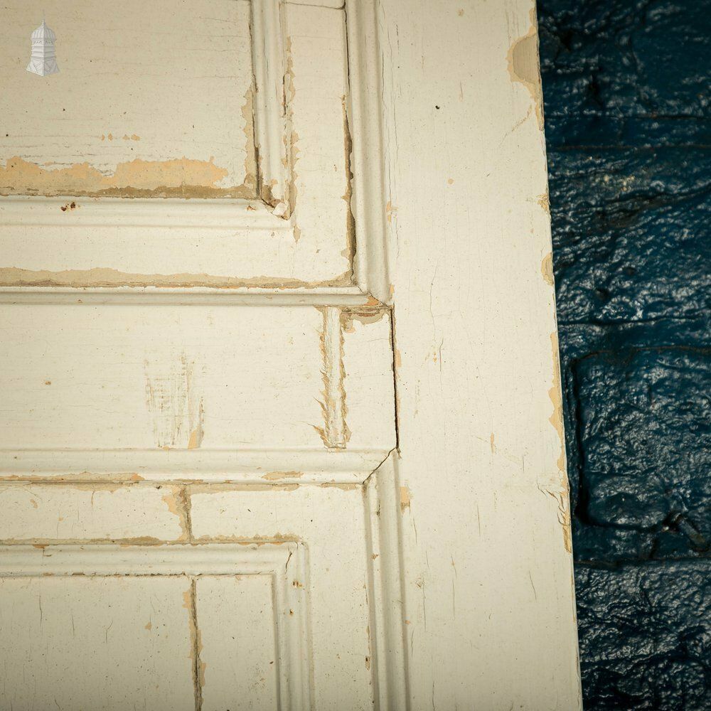 photo vintage Pine Paneled Door, 6 Moulded Panel White Painted