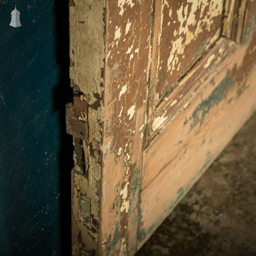 Pine Paneled Door, 4 Moulded Panel Distressed Paint photo vintage