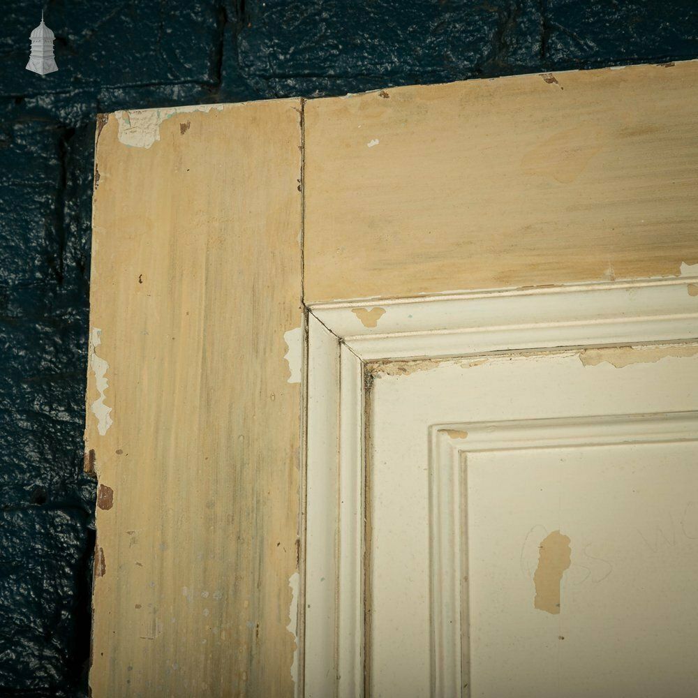 Pine Paneled Door, 6 Moulded Panel White Painted Missing Moulding photo vinterior