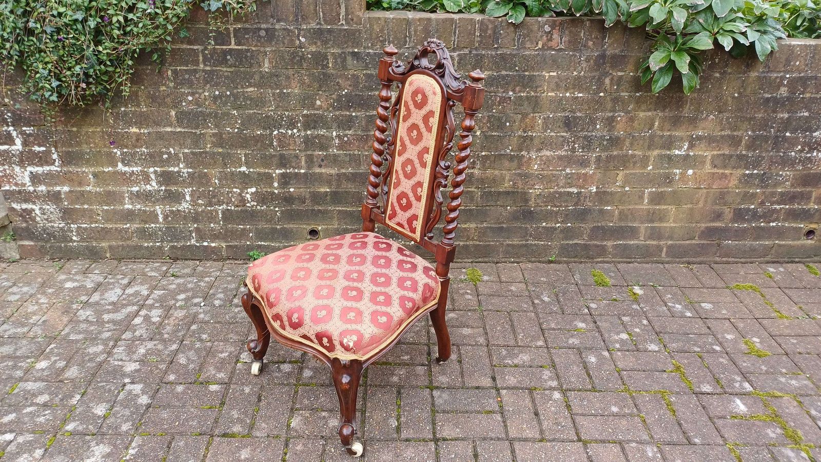 Exquisite Mahogany Upholstered Occasional Chair Superb Carved Features