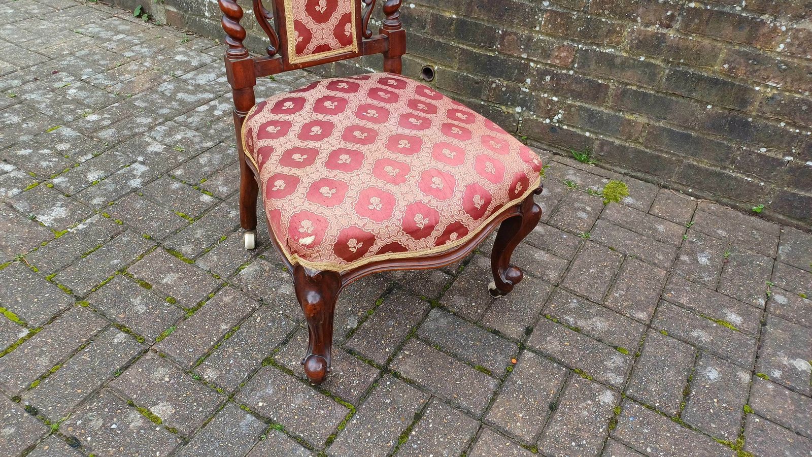 Exquisite Mahogany Upholstered Occasional Chair Superb Carved Features photo vintage