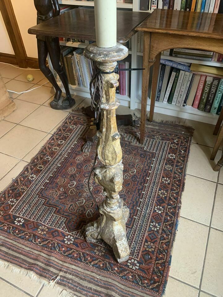 A Large Antique Carved And Gilded Torchere. 18th Century. For Restoration. photo 240.0