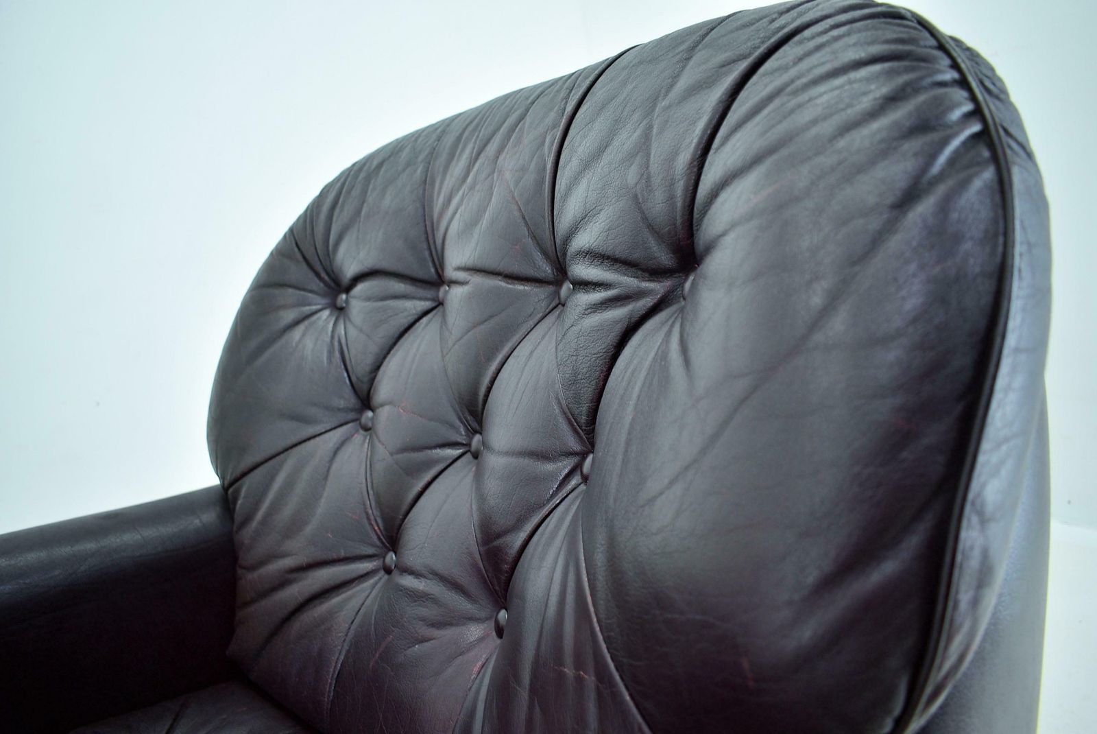 Design , Scandinavian , Leather Armchairs By Peem, 1970s, Finland photo buy