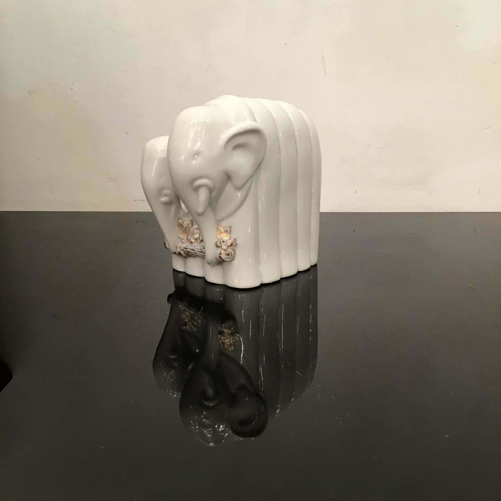 Gio’ Ponti “ Elephant “ Porcelain Gold 1927 Italy photo Art