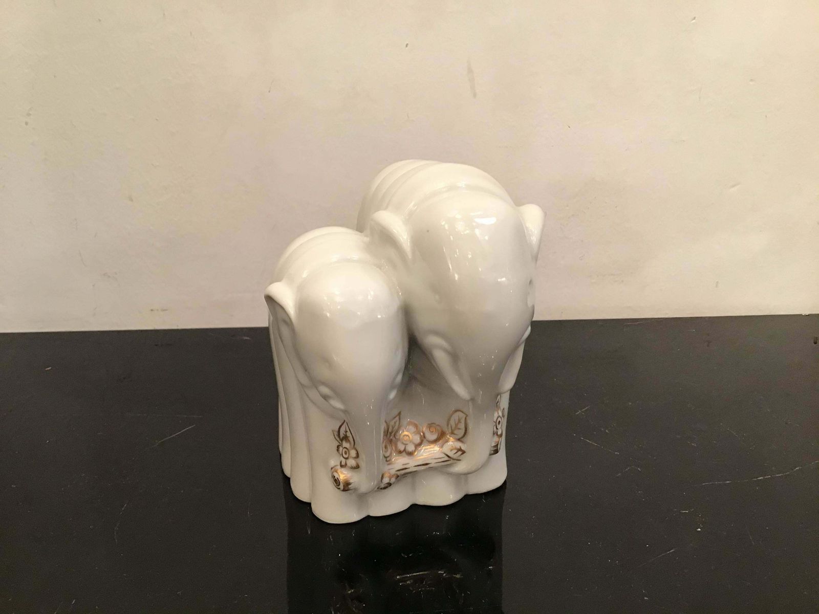 Art Gio’ Ponti “ Elephant “ Porcelain Gold 1927 Italy photo