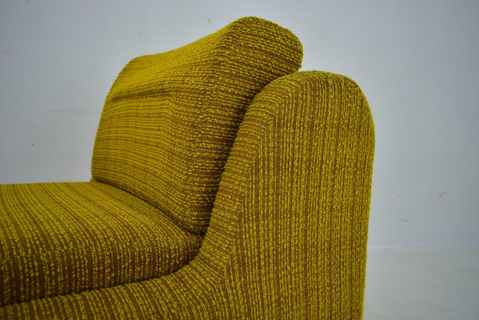 Fauteuil Apolo 92 van architect Milan Čeček voor Interiér Praha, Tsjecho-Slowakije, jaren 1970 photo Meubels