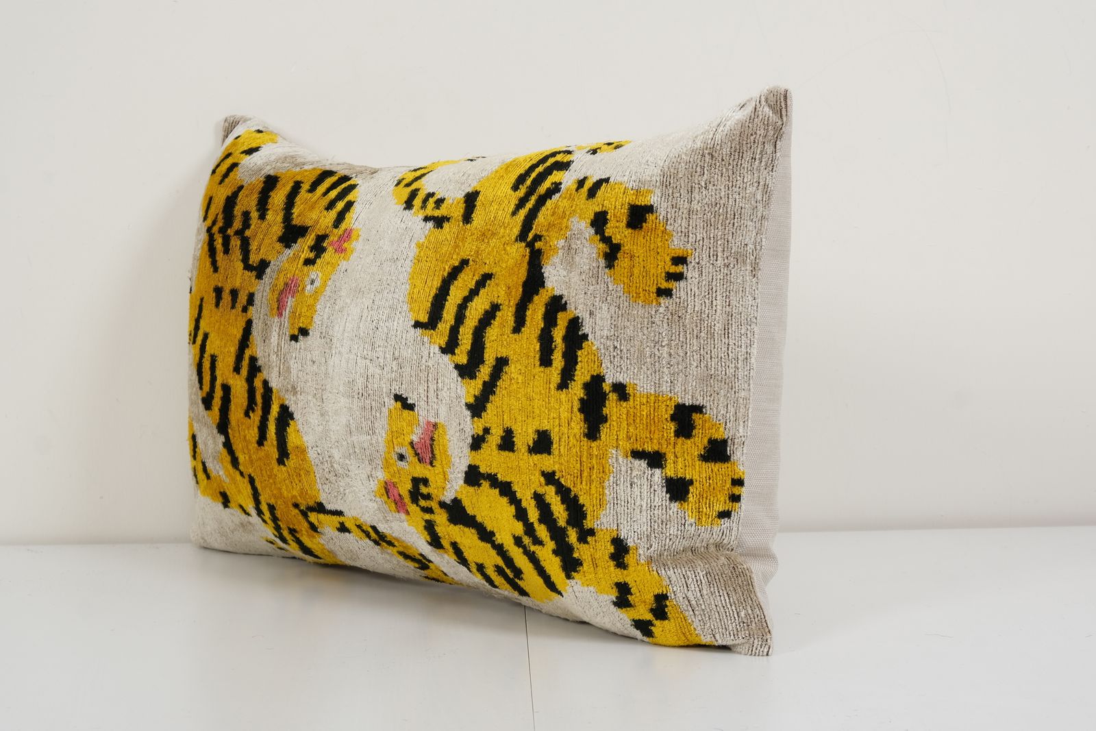 Tiger Ikat Velvet Pillow, Silk Lumbar Cushion Cover, Yellow Animal Lumbar Pillows, Boho Pillow photo 60.0