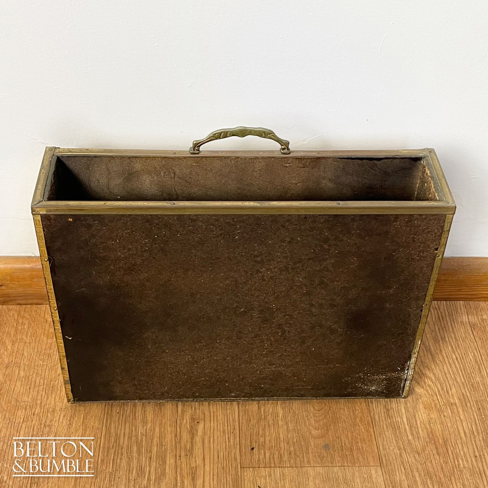 Mid Century Brass On Wood Magazine Holder With Coach & Horses Embossed photo Home Decor