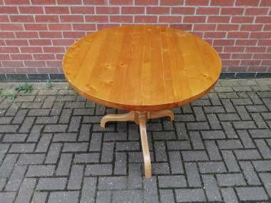 Round Restaurant Dining Table. 92 Cm Diameter
