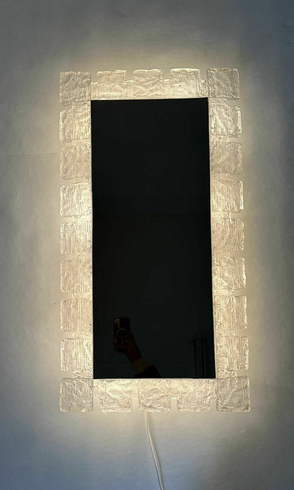 Hillebrand Vintage Lucite Wandspiegel Met Achtergrondverlichting, Jaren 1970, Duitsland photo vinterior