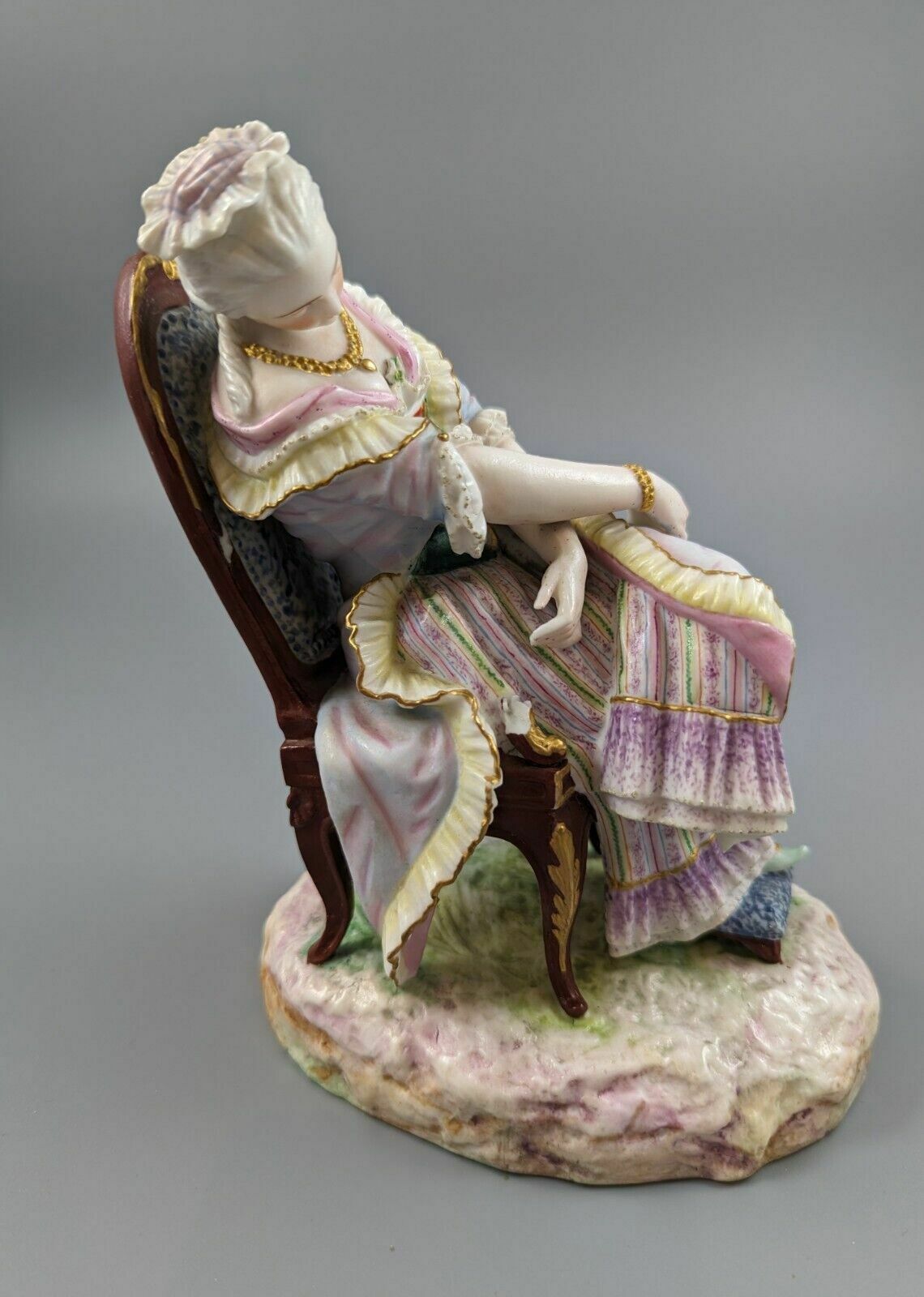 A 19th Century Vion Et Baury Paris Biscuit Porcelain Figurine Of A Lady Sleeping photo 700.0