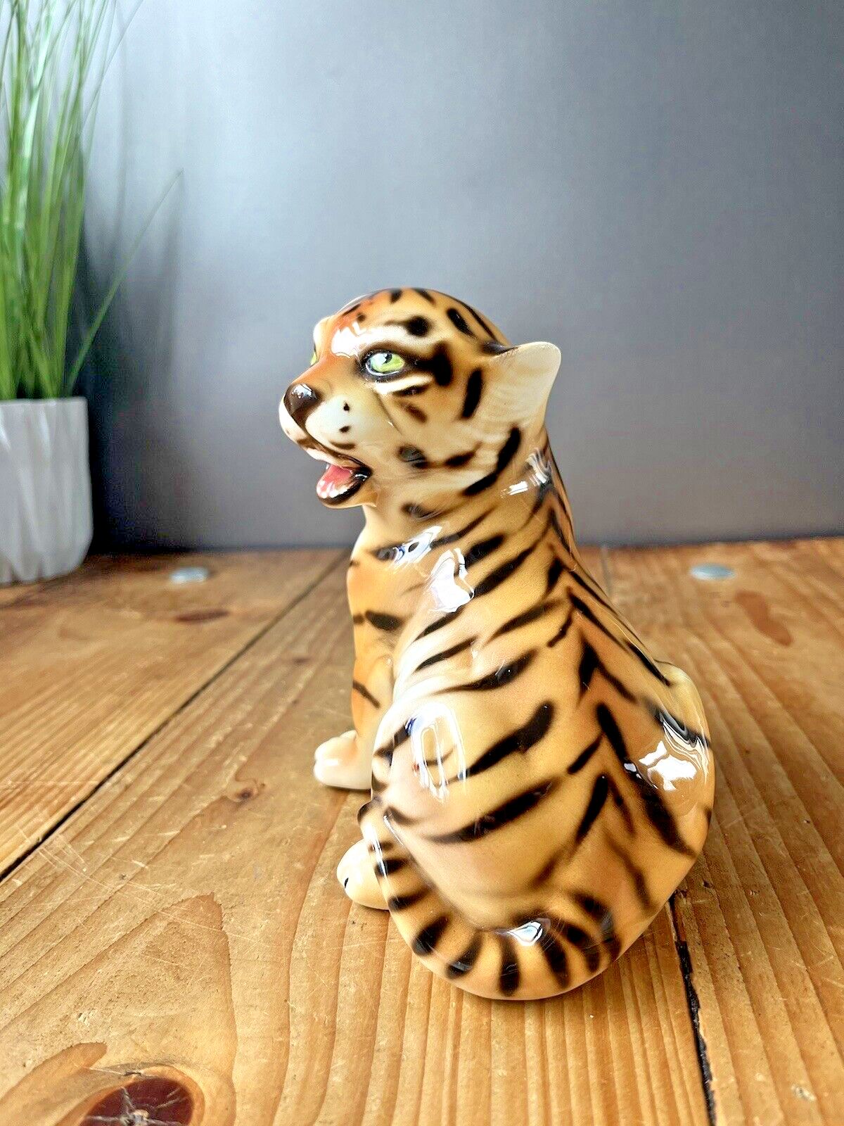 Mid Century 50s Italian Bassano Ceramics Hollywood Glam Tiger Cub Ornament Italy
