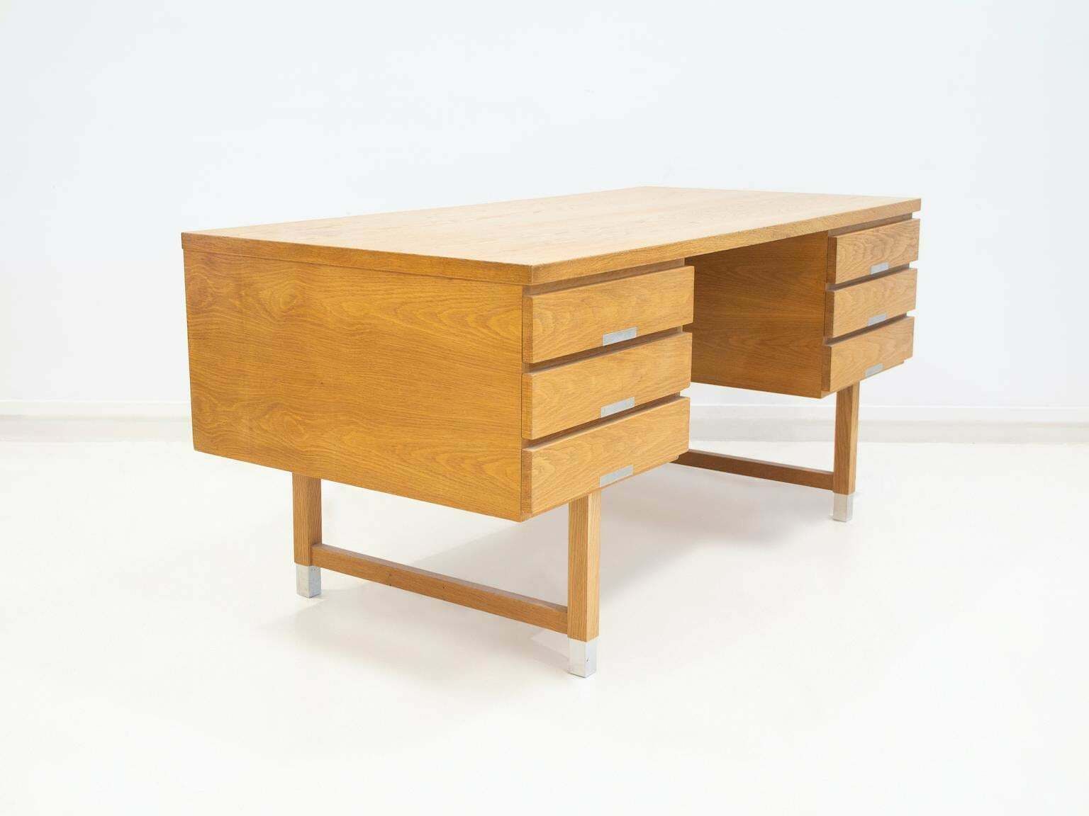 photo vinterior Oak Writing Desk With Aluminum Details Attributed To Kai Kristiansen