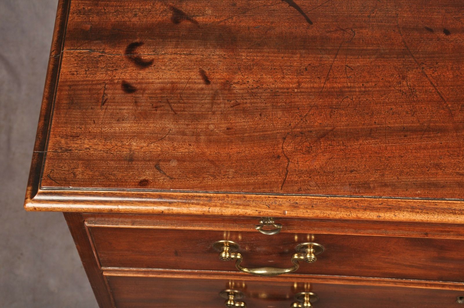 Furniture Fine 18th Century Mahogany Chest Of Drawers photo
