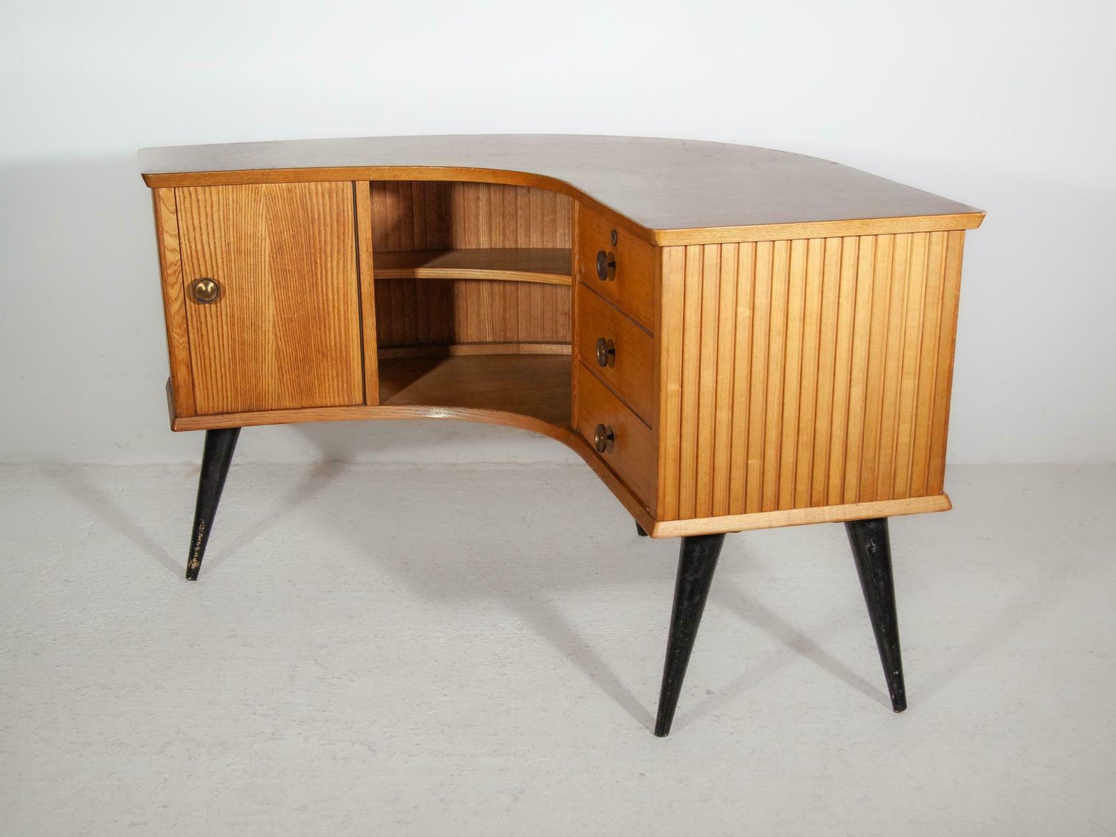 Boomerang Shaped Desk, Shop Counter, 1950s By Alfred Hendrickx photo buy
