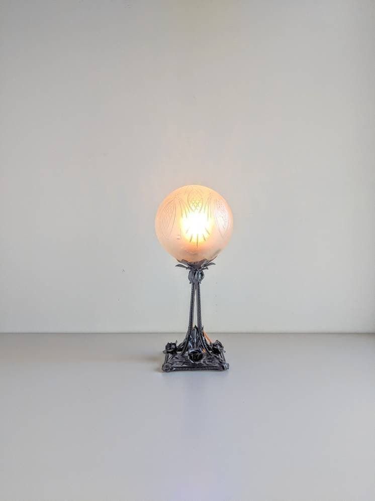 Beautiful Italian Handmade Metal Flower Base & Etched Glass Globe Shade Table Lamp photo Lighting