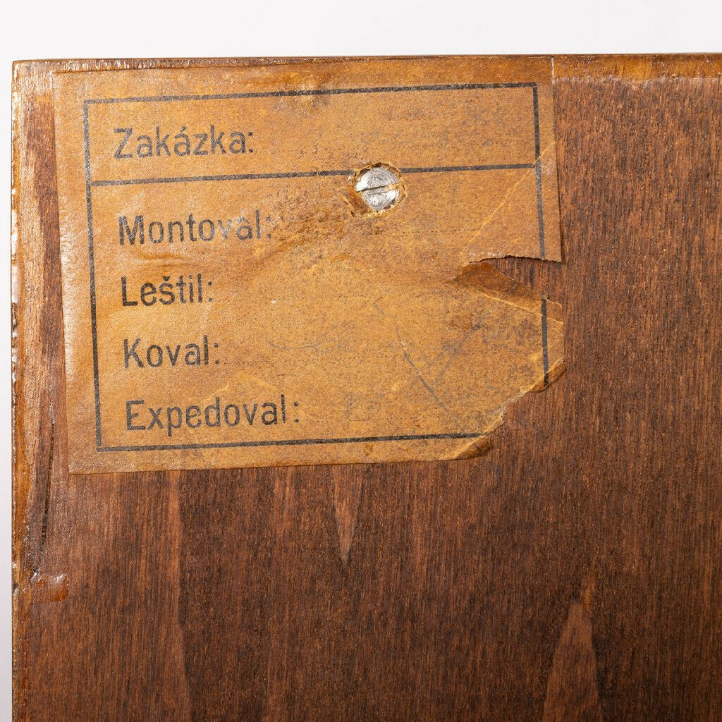 4144.0 Secretary J 105 Jindřich Halabala photo