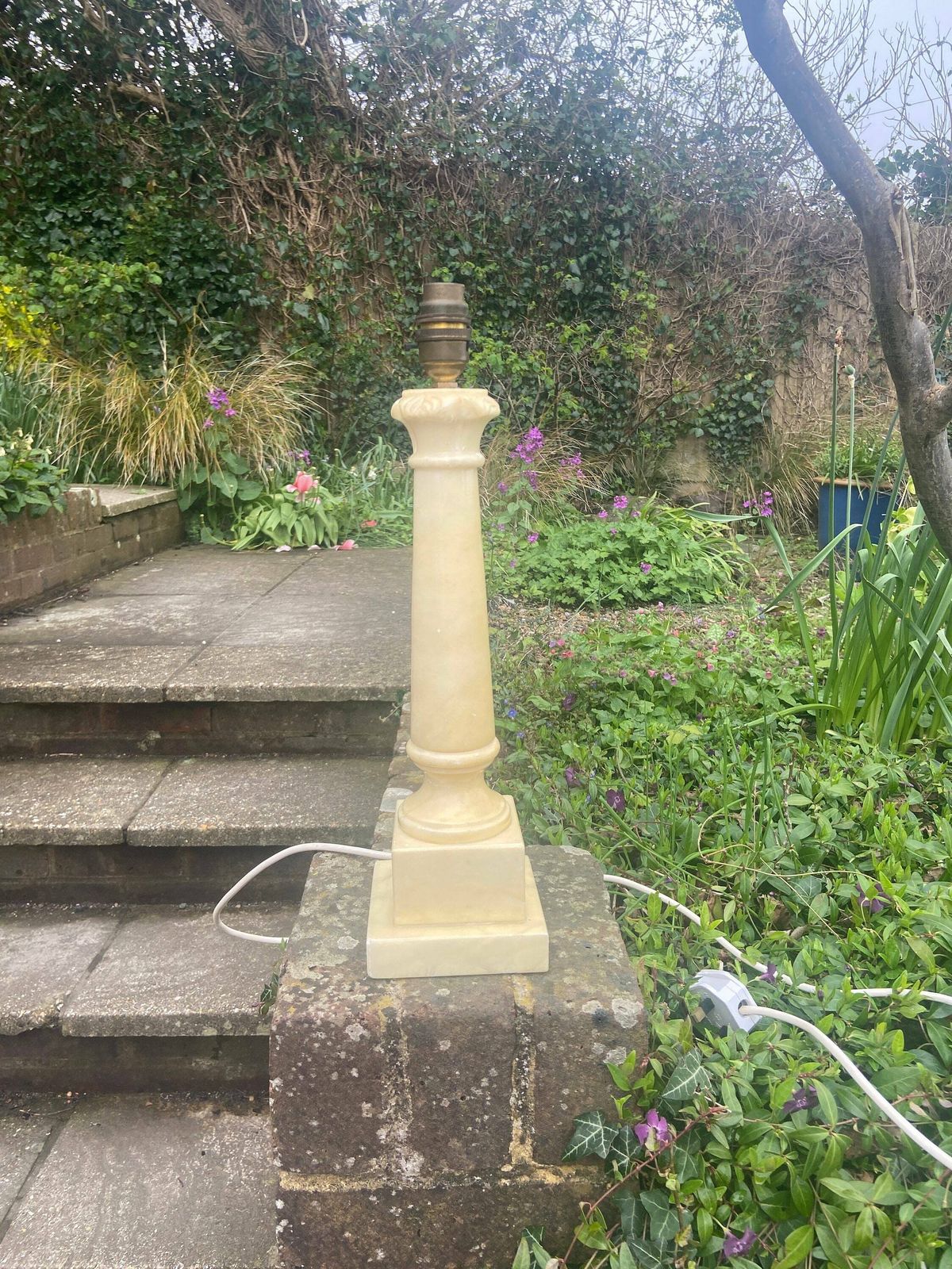 Gorgeous Yellow Alabaster Column Style Lamp, Tall   Genuine Alabaster Charneca   Creamy White Yellow Onyx Marble Lamp   Working Vintage Lamp