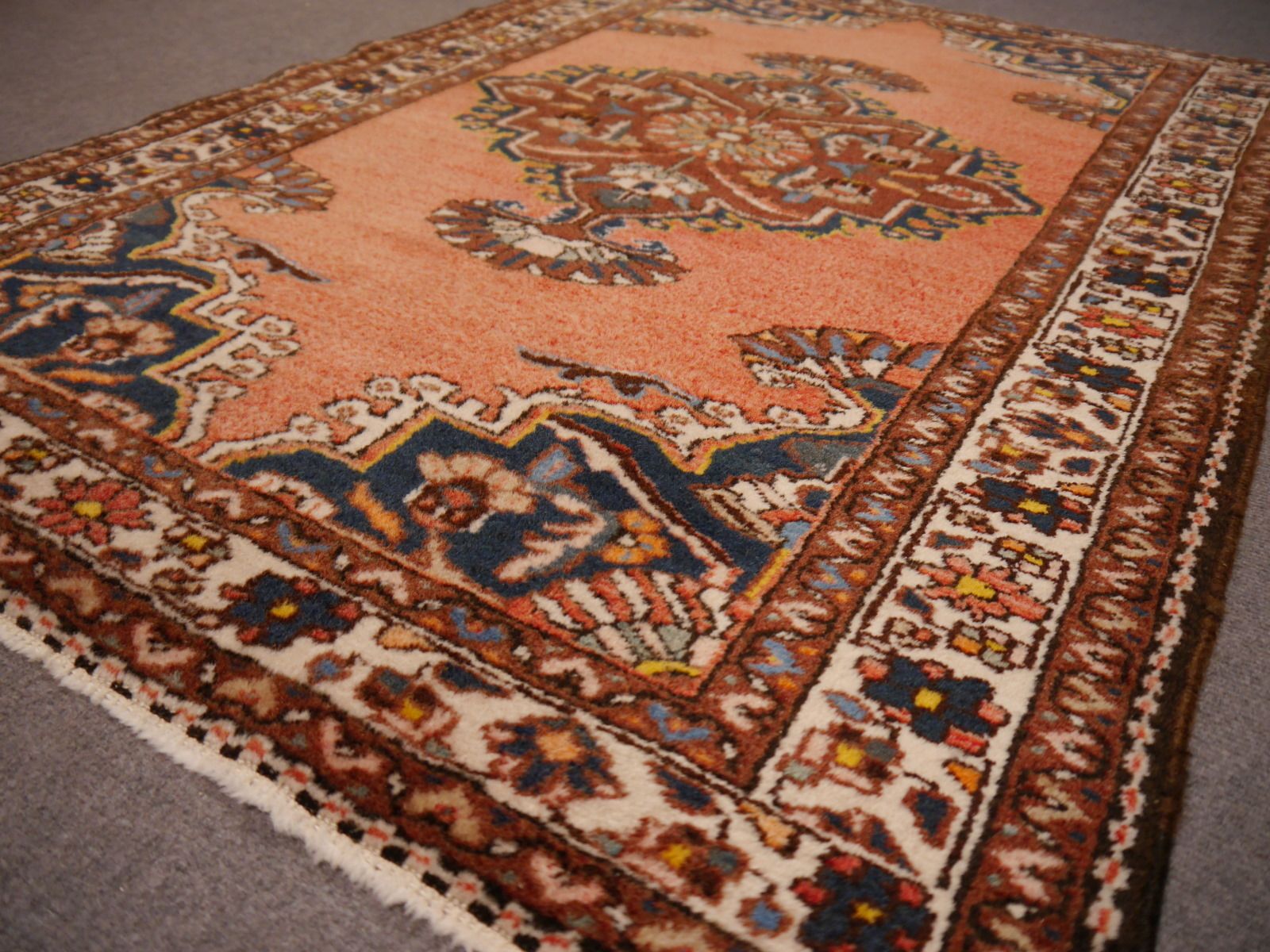 Vintage Tafresh Rug Hand Knotted Wool 5 X 3.5 Ft 150 X 104 Cm photo Textiles