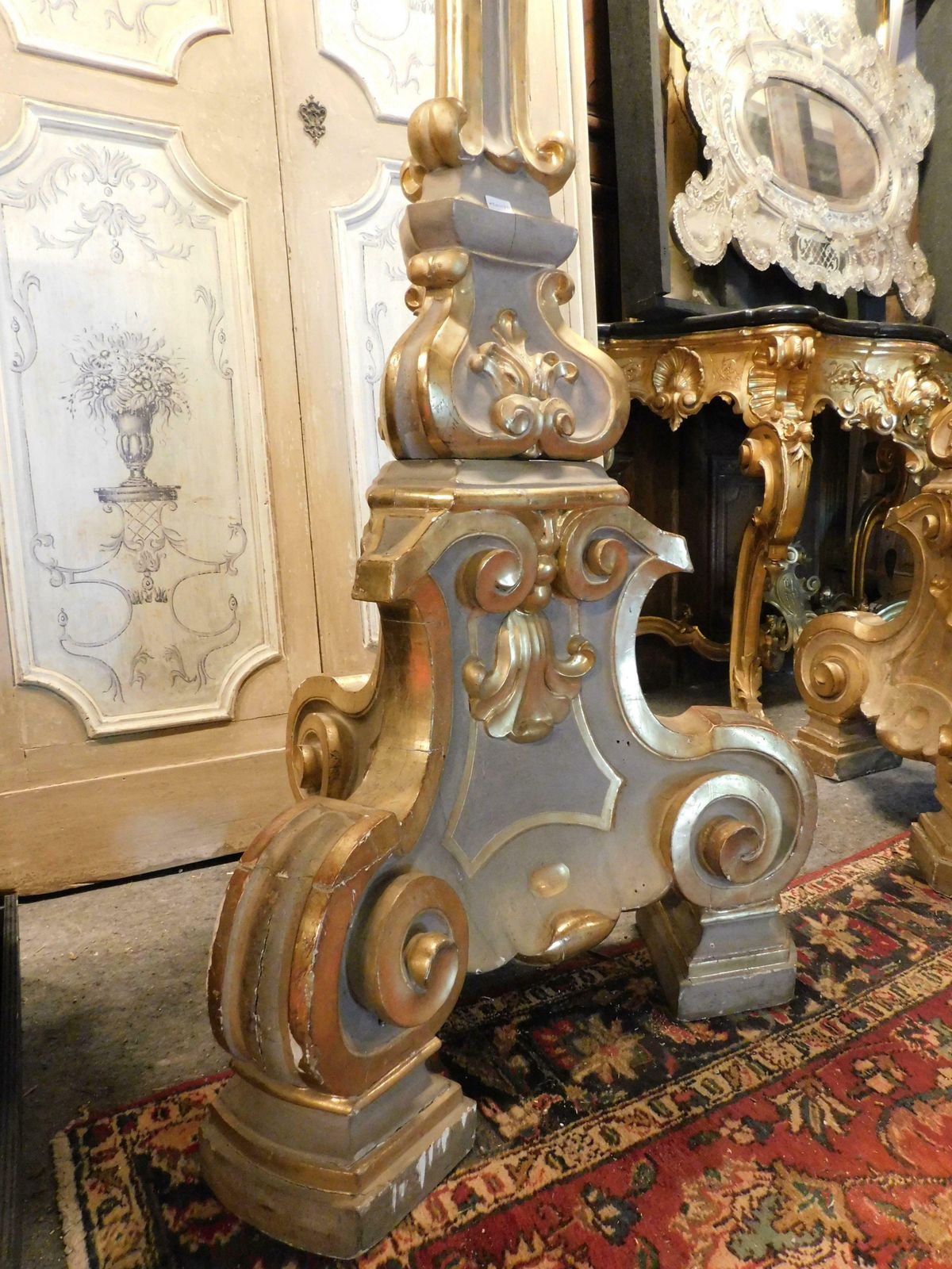 Antique Pair Of Big Gilded And Carved Wooden Candlesticks, Florence (Italy) photo furniture