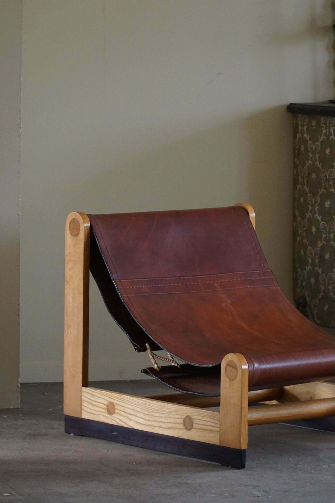 8022.0 Francesco Lucianetti, Lounge Chairs In Leather & Elm, Italian Modern, 1960s photo