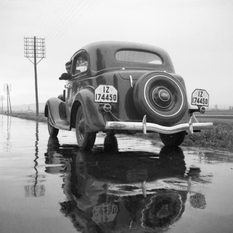 Karl Heinrich Lämmel With The Ford V8 On A Wet Street, 1930 Limited σymo Edition, Copy 1 Of 50 1930