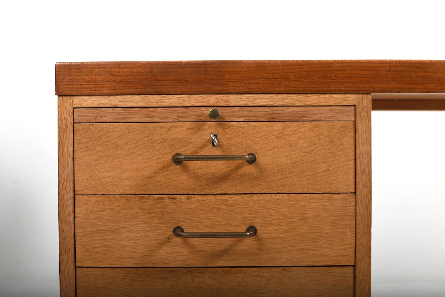 Furniture Early Desk By Ejnar Larsen & Aksel Bender Madsen photo
