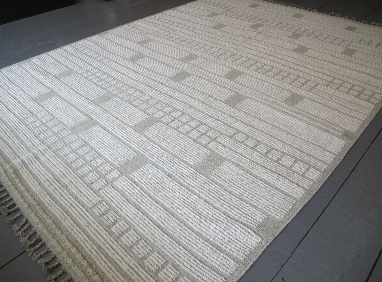 photo vintage Modernist Hand Knotted Wool Carpet, 3.34m X 2.45m