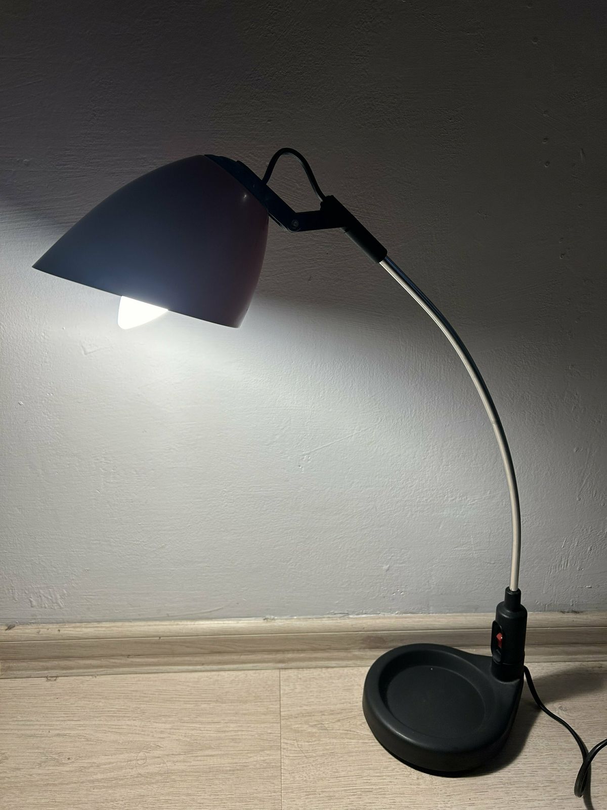 photo for sale Veneta Lumi Randa Desk Lamp '80s, Vintage Desk Lamp, Made In Italy, Italian Design, 80s' Lamp