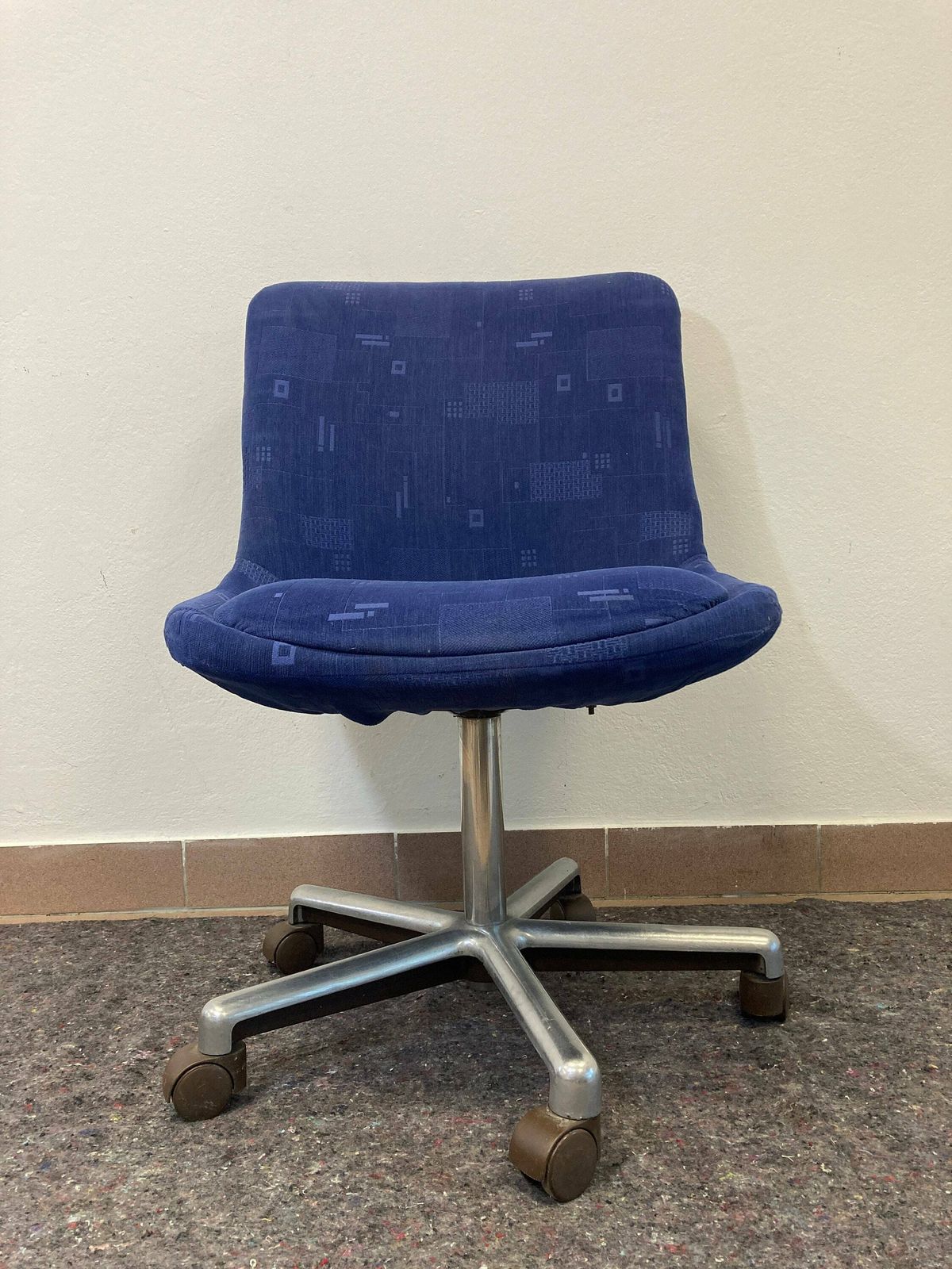 Mid Century Desk Chair / Blue Office Chair With Wheels / 70s 80s Yugoslavia / Swivel Easy Chair / Retro Office
