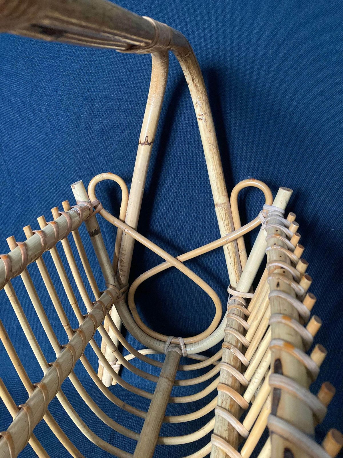 Franco Albini Style Rattan Bamboo Magazine Rack Newspaper Stand, France, 1950s / Vintage Magazine Rack / Retro Magazine Rack Bamboo photo for sale
