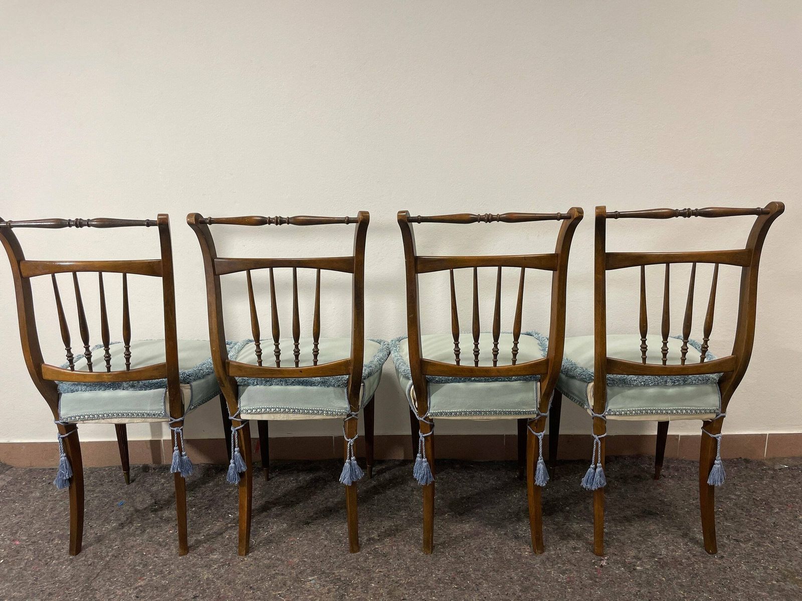 Set Of Table And 4 Vintage Italian Dining Chairs Regency Mahogany Side Chairs/ Vintage Furniture/ Italian Design/Dining Chairs/ Retro Chairs photo Furniture