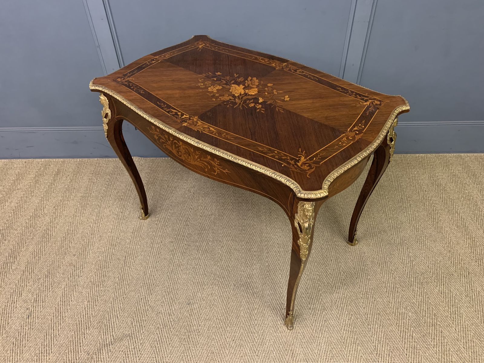 photo buy Inlaid Kingwood Floral Marquetry Table