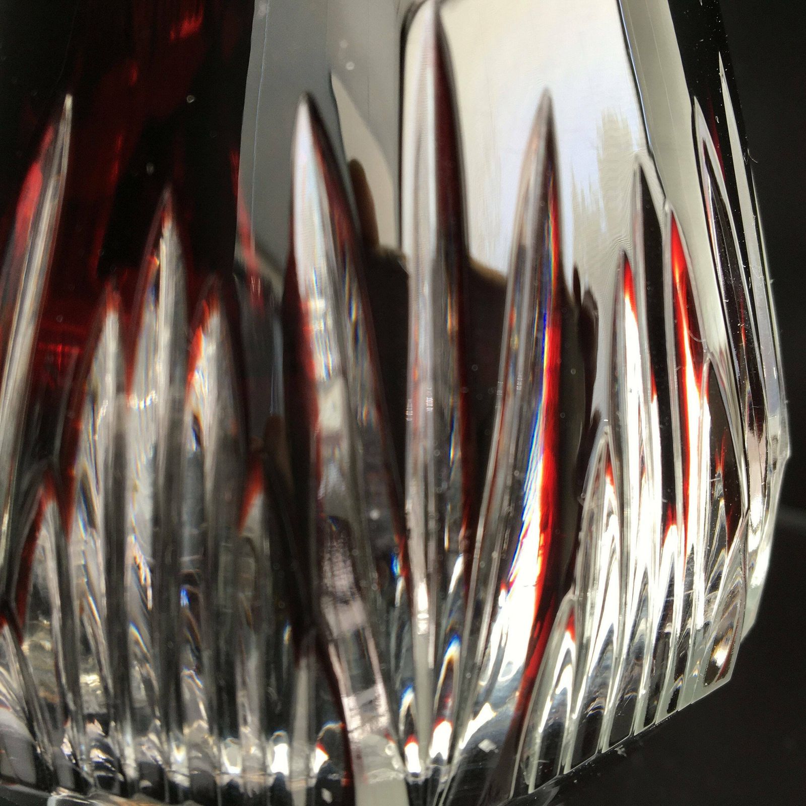 2x Kristallen Cognacglazen | Brandy Snifters | Robijnrood | Jaren 1970 photo Woonaccessoires