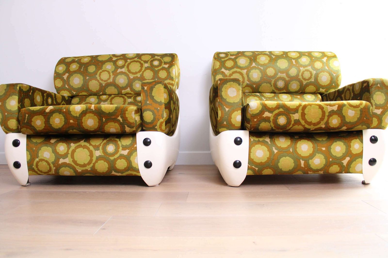 A Pair Of Vintage Mid Century Modern Arm Chairs   Italy 1970s photo furniture