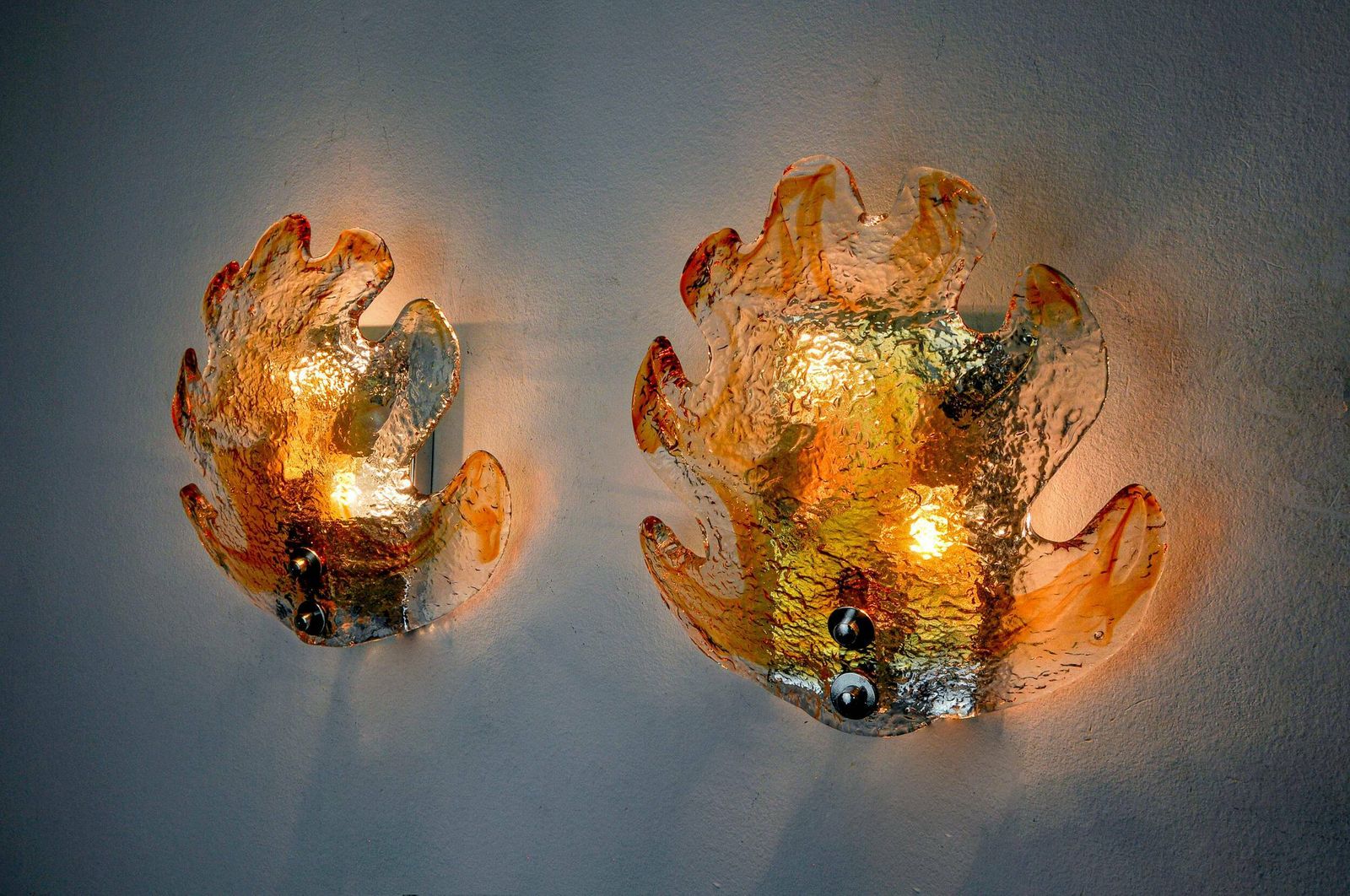 Pair Of "Leaf" Wall Lights By Murano Mazzega In Orange Frosted Glass Italy 1970 photo 1499.0