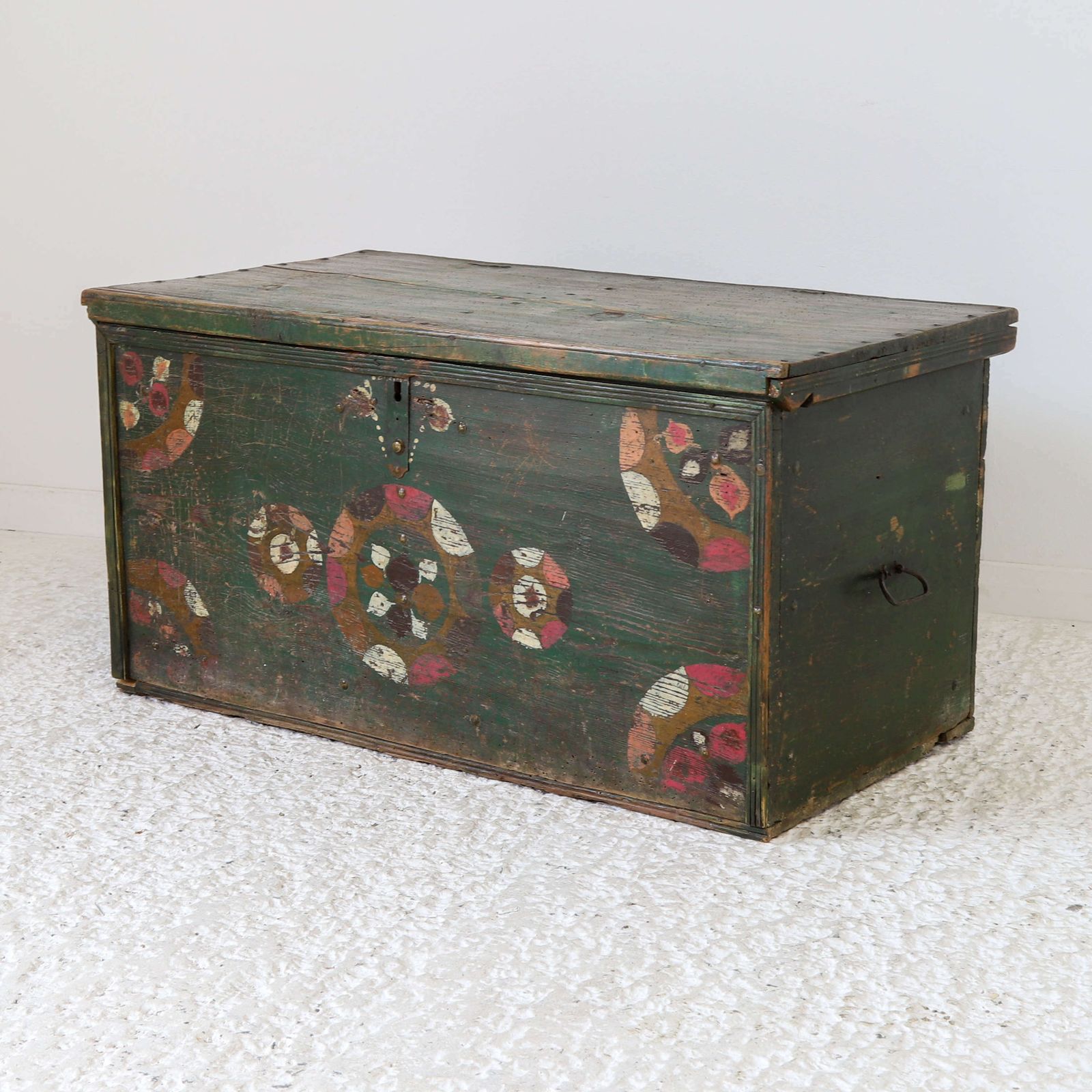 19th Century Romanian Hand Painted Marriage Chest photo 975.0