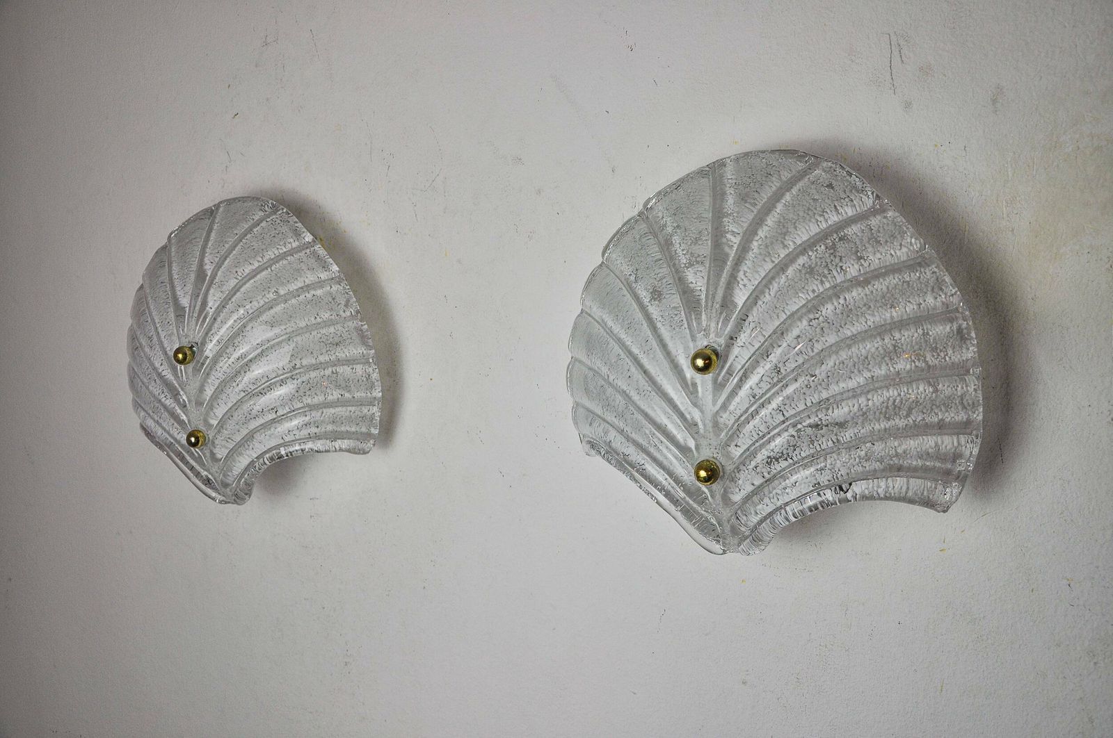 Pair Of Xl Shell Wall Lights, Frosted Murano Glass, Italy, 1980 photo vintage