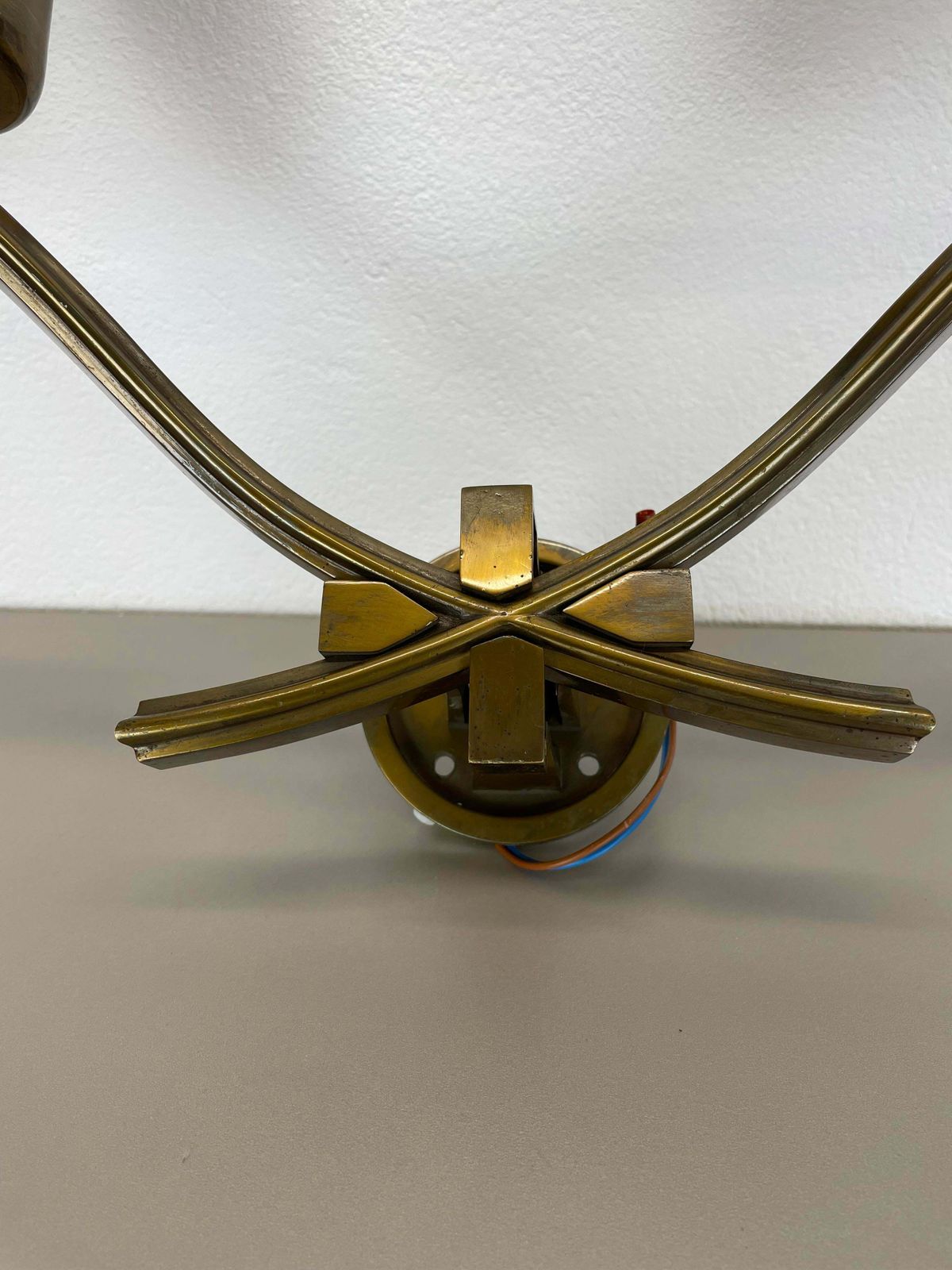 photo furniture Set Of Two Xxl Modernist Brass Floral Theatre Wall Light Sconces, France, 1950
