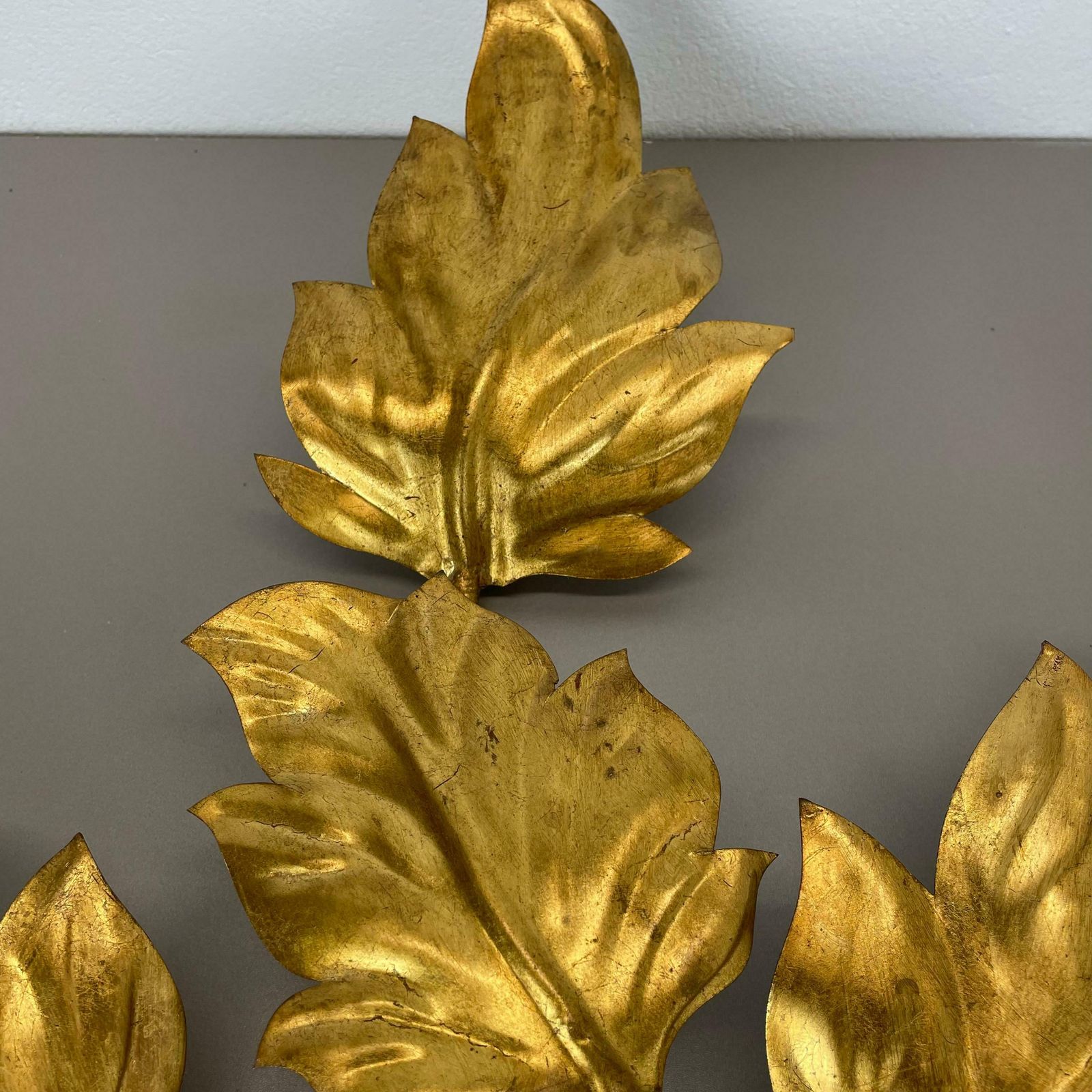 photo for sale Set Of 2 Hans Kögl Style Golden Florentiner Leaf Wall Light Sconces, Italy, 1980