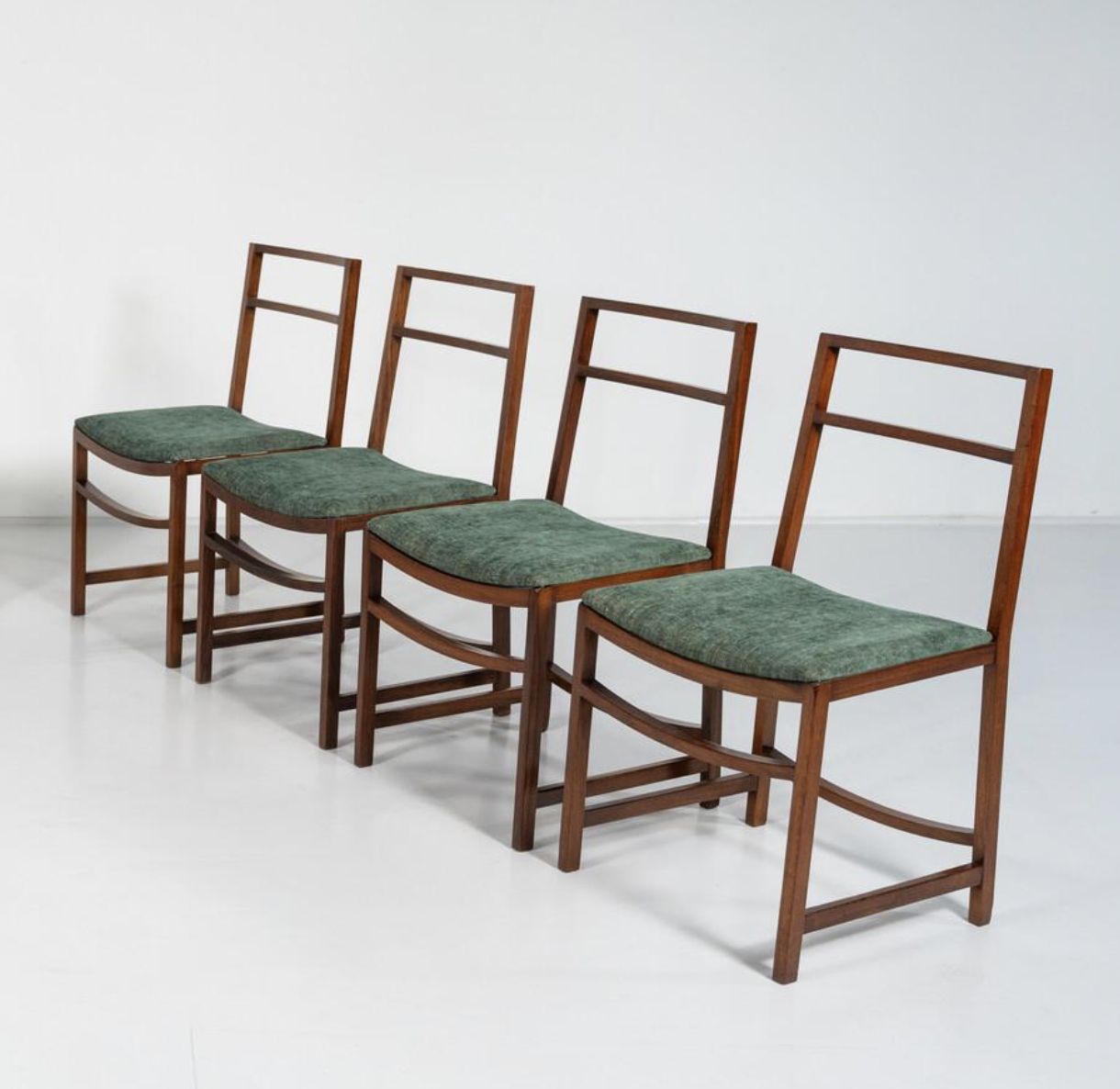 Set Of 8 Mid Century Modern Dining Chairs By Renato Venturi For Mim, 1950s photo buy