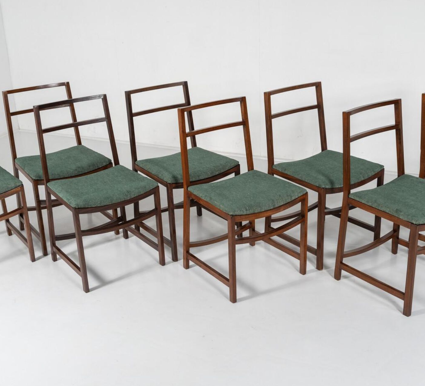 photo furniture Set Of 8 Mid Century Modern Dining Chairs By Renato Venturi For Mim, 1950s