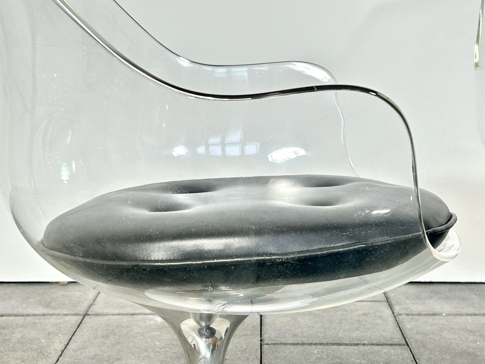 photo furniture Set Of Four Champagne Chairs Design Erwine & Estelle Laverne For Formes Nouvelles