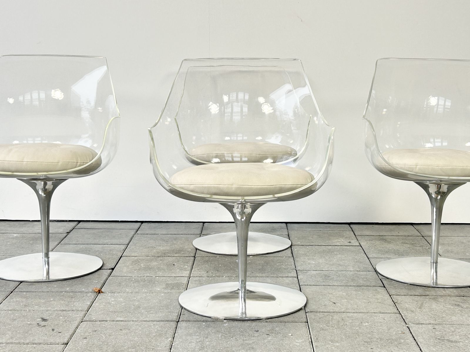 photo vinterior Set Of Four Champagne Chairs Design Erwine & Estelle Laverne For Formes Nouvelles 1960s