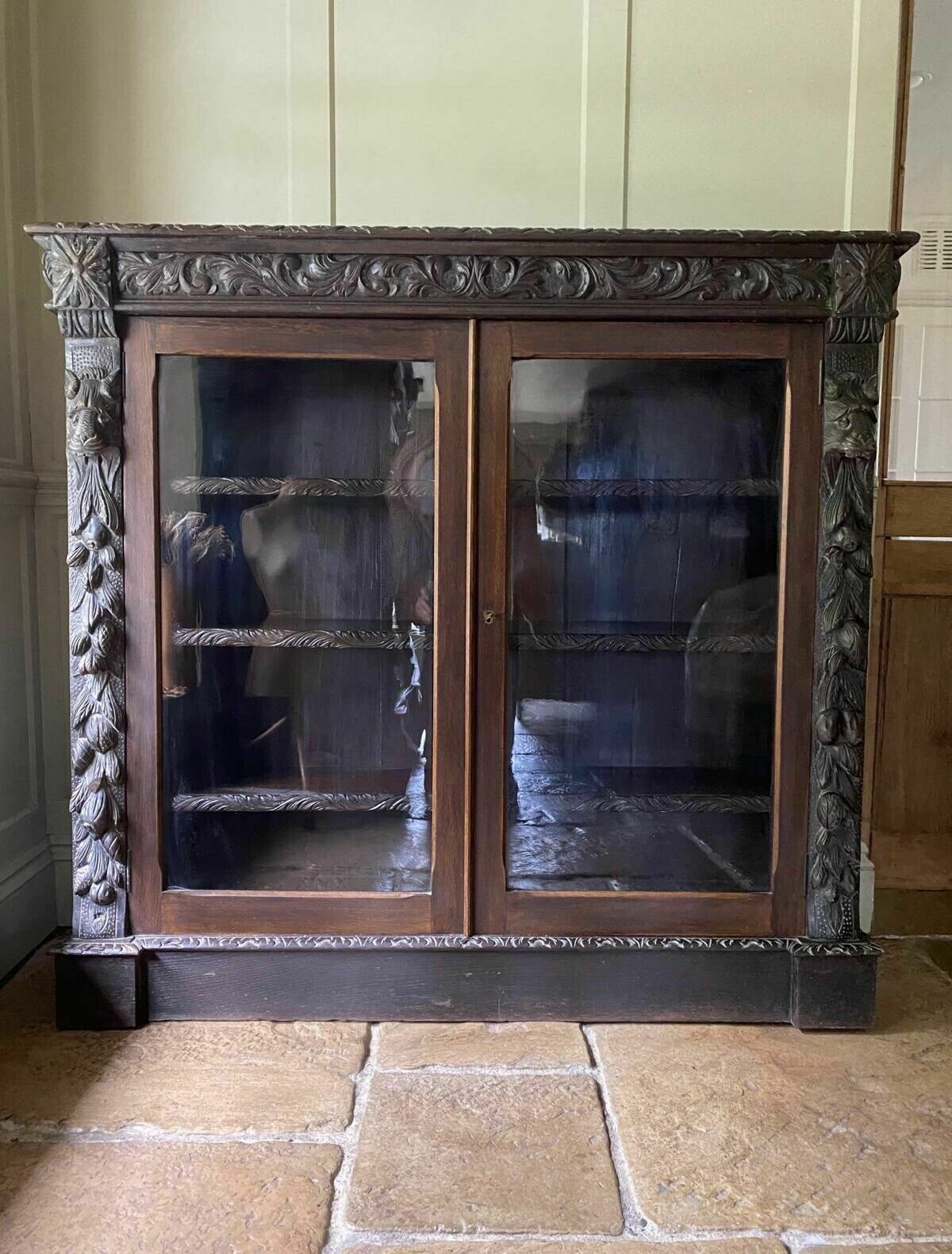 Antique Victorian Jacobean Style Oak Carved Glazed Bookcase Cabinet Cupboard photo vinterior
